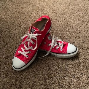 Red converse!